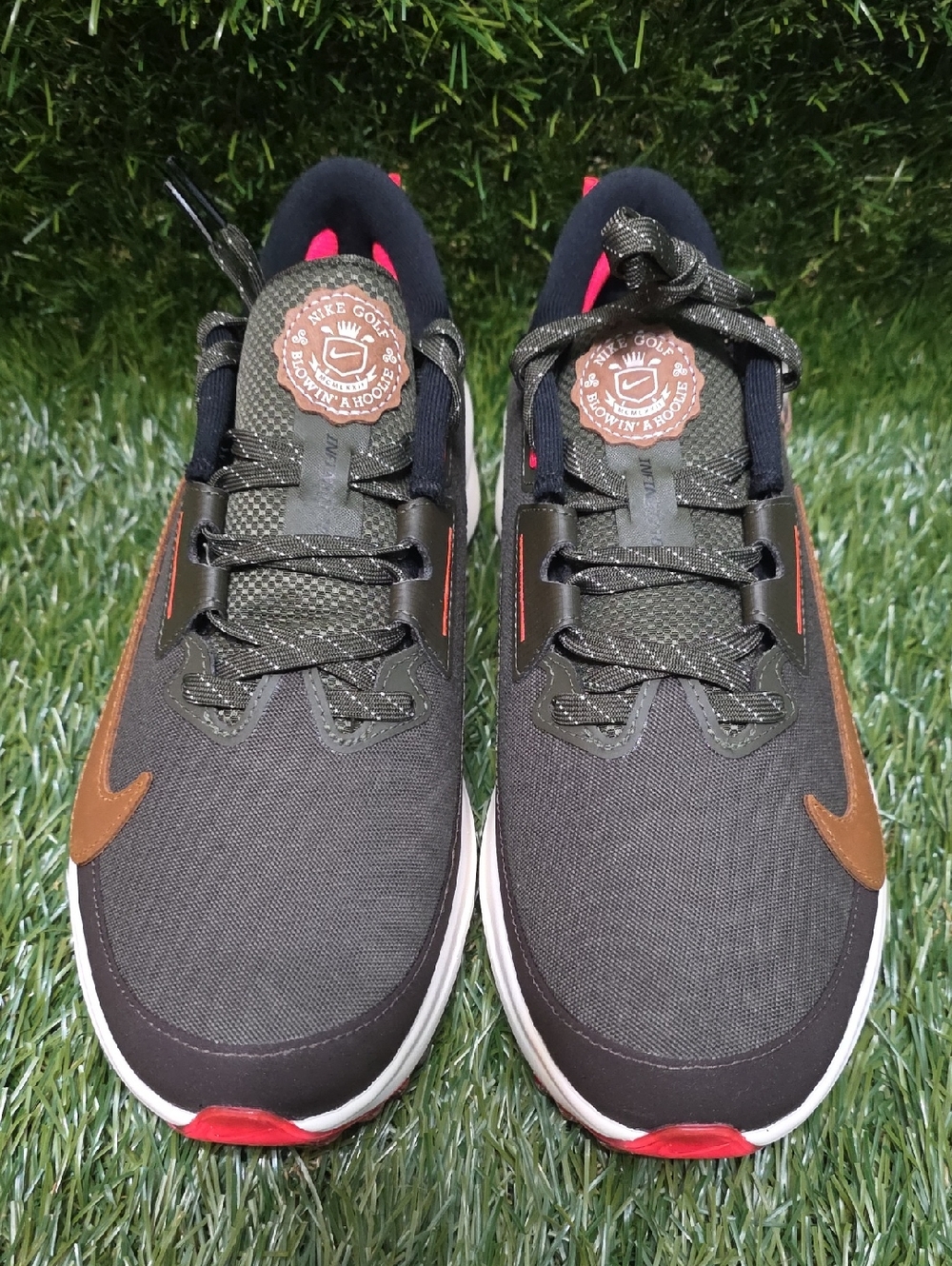 Nike Air Zoom Infinity Tour 2 NRG. Size 9.5